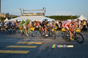 These are the Géants du Tour! (767x)