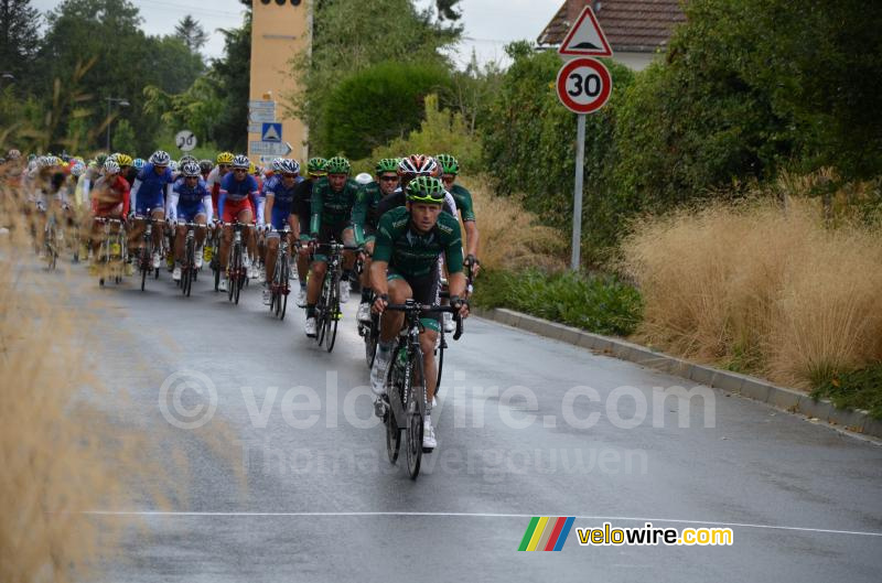 Het peloton in La Jarige