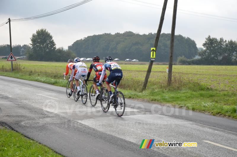 De kopgroep vlakbij La Jousselinière (4)