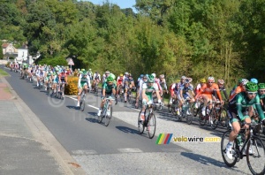 Le peloton à Possé-sur-Cisse (4) (505x)