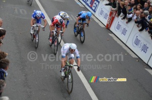 John Degenkolb remporte le sprint devant Michael Morkov (915x)