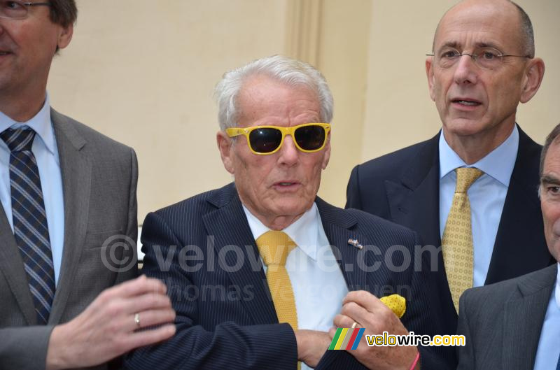 Jan Janssen nog altijd met een zonnebril