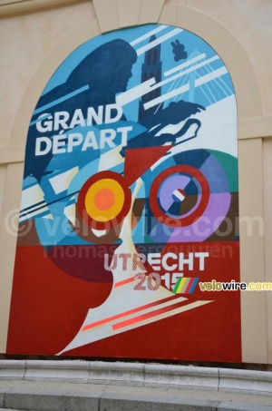 The logo of the Grand Départ of the Tour de France 2015 (1099x)
