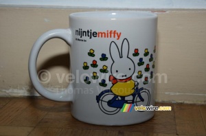 Miffy on her bike, the mascotte of the Grand Départ of the Tour de France 2015 (3) (1640x)