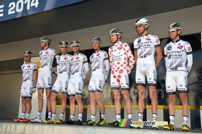 De volledige Bretagne-Séché Environnement ploeg