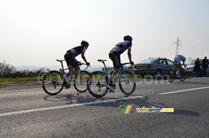 Les autres coureurs de l'ancien groupe de tête à Montbressieux (390x)