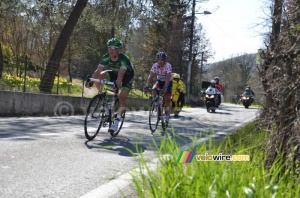 Thomas Voeckler & Sylvain Chavanel en bas de la Côte des Tuilières (455x)