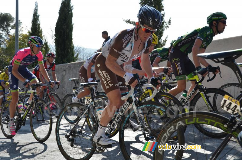 Samuel Dumoulin (AG2R) in de eerste klim naar de finish