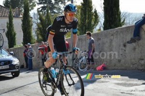 Christian Knees (Sky) dans la première montée vers la ligne (476x)