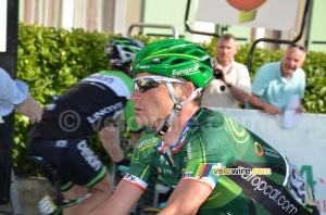 Thomas Voeckler (Europcar) passe la ligne (466x)