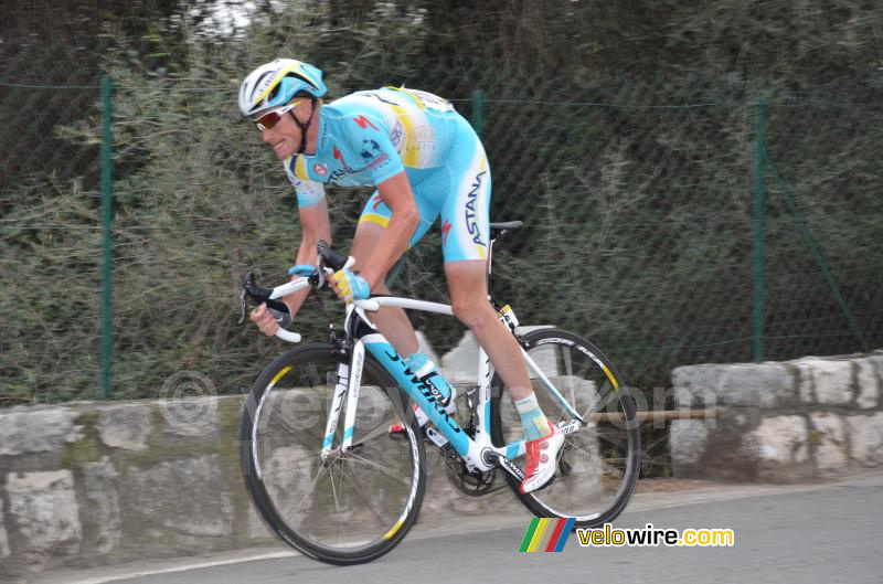 Lieuwe Westra (Astana) reed alleen aan kop