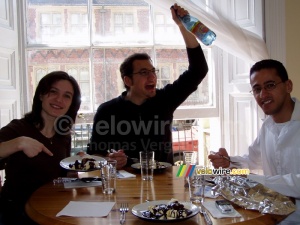 Marie, Cédric & Khalid au dessert (560x)