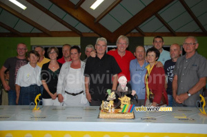 Daniel Mangeas et le comite d'organisation de la Polynormande (1069x)