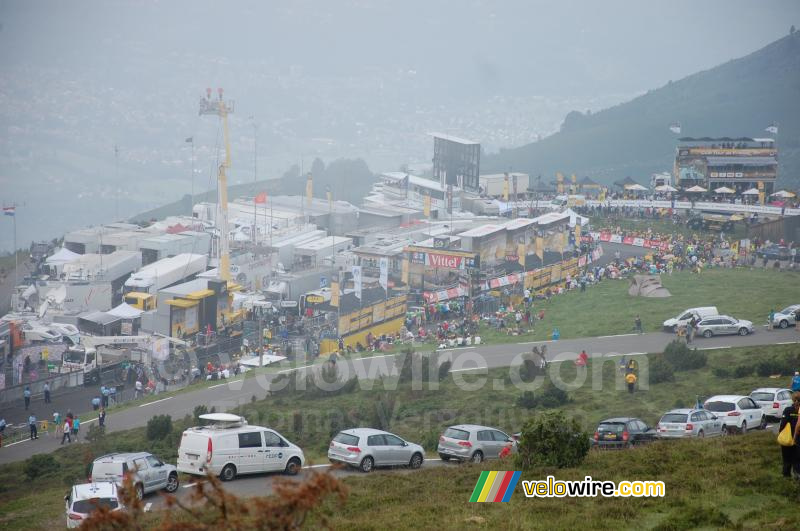 De finishzone op Hautacam (2)