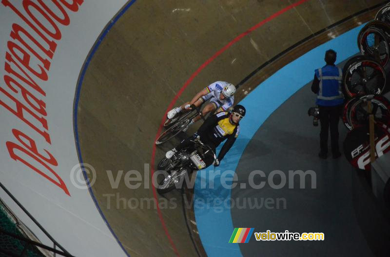 David Muntaner achter de derny