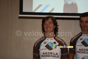 Carlos Betancur (611x)