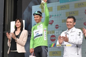 Michal Kwiatkowski (Etixx-QuickStep) in the green jersey (488x)