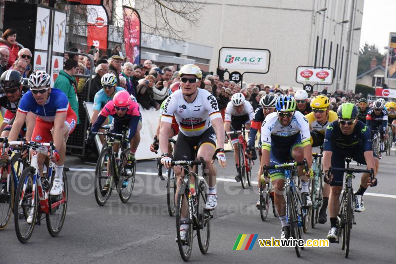 André Greipel (Lotto-Soudal) wint de etappe in Saint-Amand-Montrond (2)