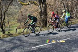 Antoine Duchesne, Thomas de Gendt et Chris Anker Sörensen dans le col du Beau Louis (2) (676x)