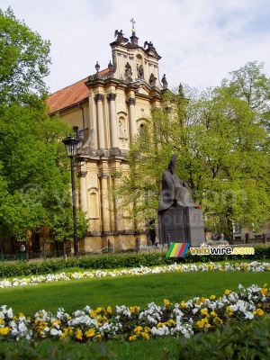 Cardinal Stefan Wyszyński Monument (394x)