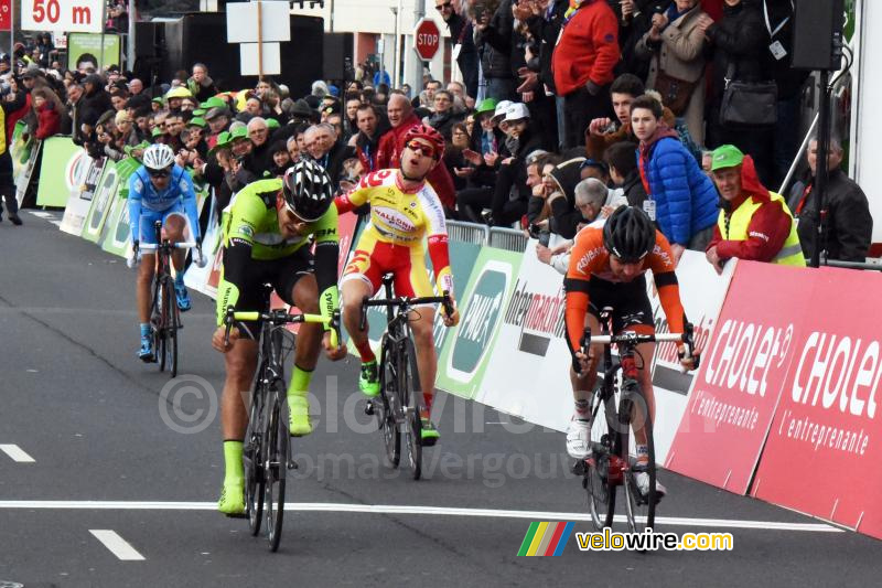 Jon Insausti wint de sprint voor de 2de plaats