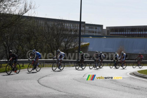 Le groupe de tête à Saint-Quentin (690x)