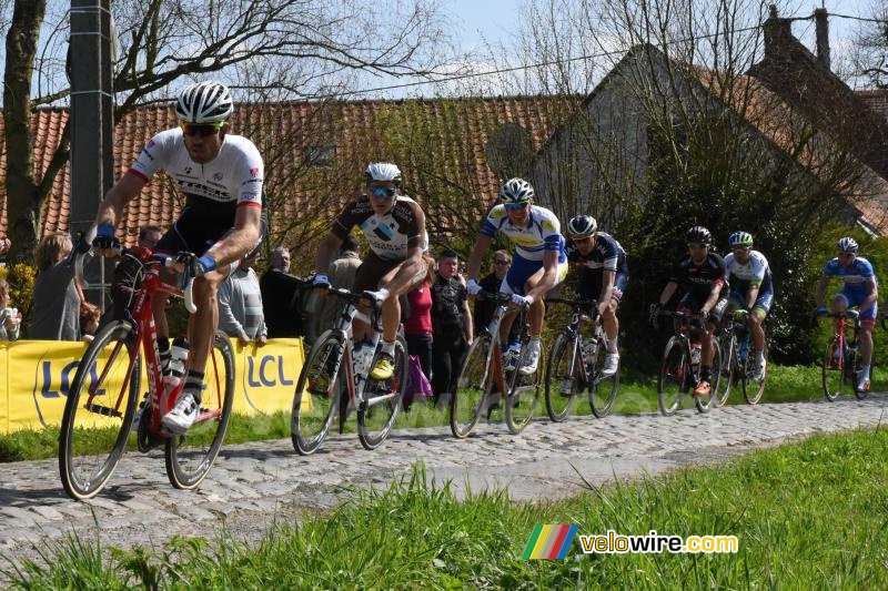 De kopgroep in Warlaing