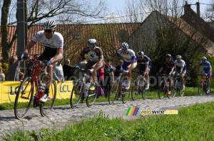 Le groupe de tête à Warlaing (558x)