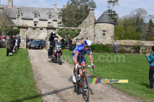 Alexandre Geniez (FDJ) au château de Kerouartz (553x)