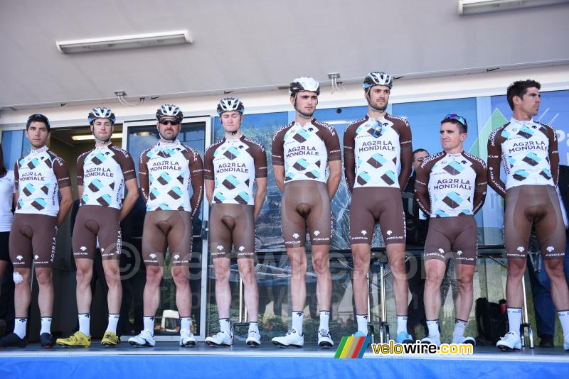 De AG2R La Mondiale ploeg
