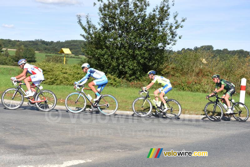 De kopgroep in Sains-lès-Pernes