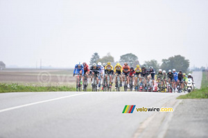 Le groupe de tête à Gérainville (858x)