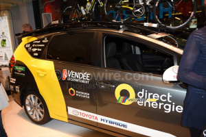 La voiture hybride Toyota de Direct Energie (1756x)