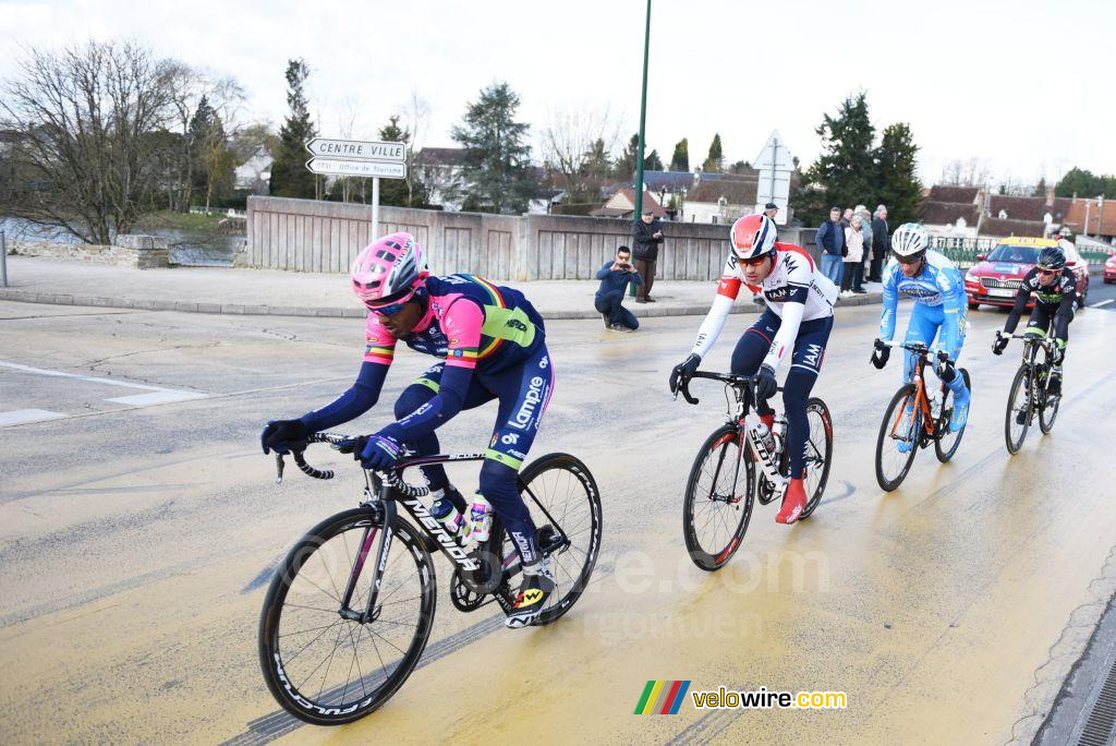 De kopgroep met Tsgabu Grmay, Matthias Brändle, Evaldas Siskevicius & Anthony Delaplace