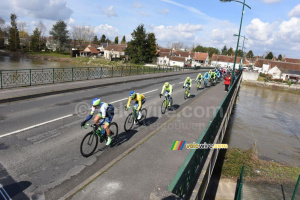 Le maillot jaune, Michael Matthews, à Selles-sur-Cher (562x)