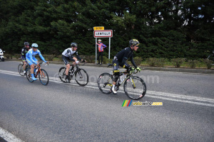 L'échappée à la sortie de Lentilly (522x)
