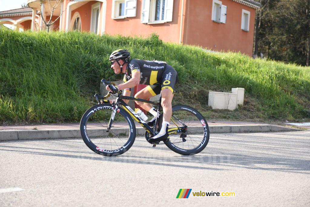 Thomas Voeckler (Direct Energie) alleen aan kop in Saint Uze