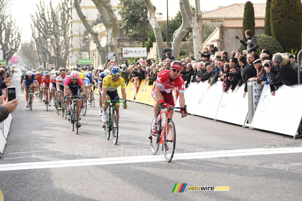 Alexander Kristoff pakt de tweede plek, voor Matthews