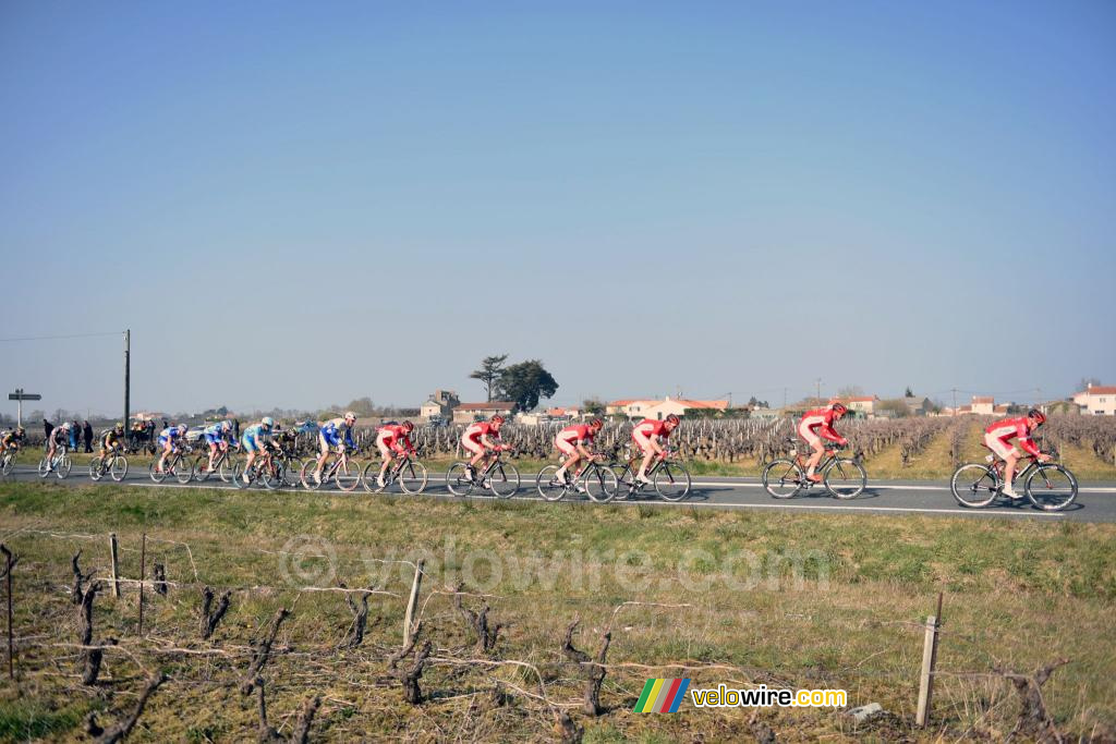 De Cofidis renners maken zich op om in de kopgroep mee te zitten