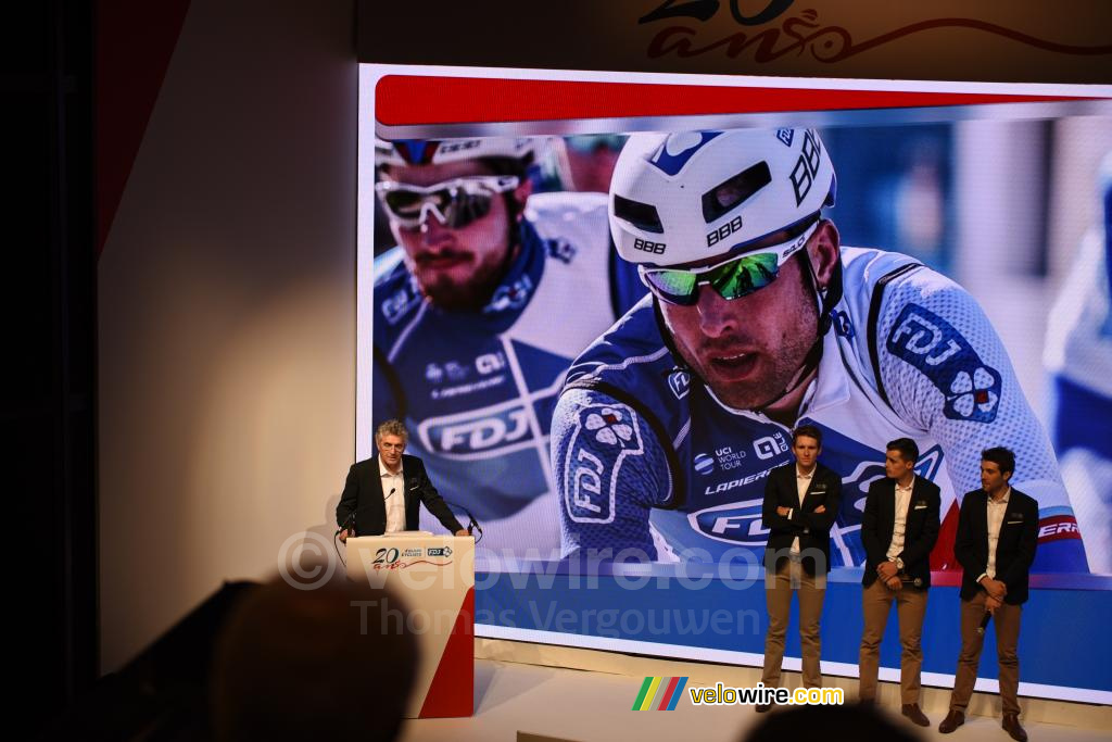 Marc Madiot presenteert de 3 kopmannen van de ploeg: Arnaud Démare, Arthur Vichot & Thibaut Pinot