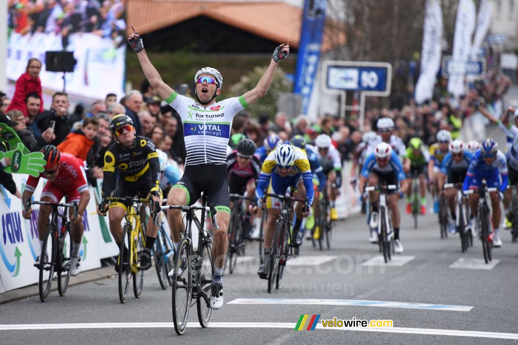Laurent Pichon (Fortuneo-Vital Concept) wint de Classic Loire Atlantique 2017