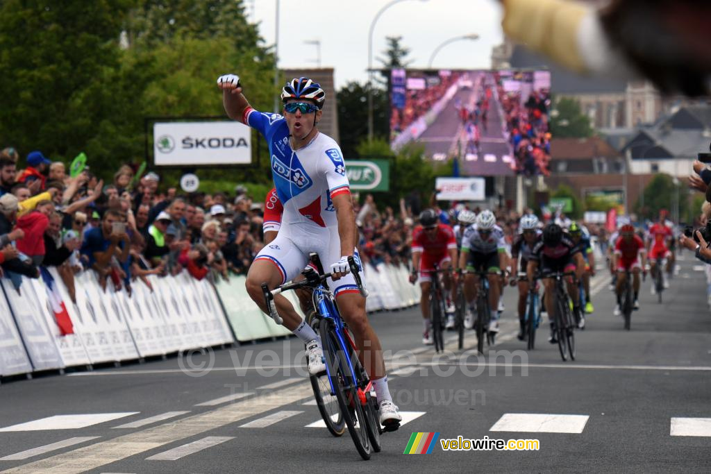 Arnaud Démare (FDJ) wint het Franse kampioenschap 2017