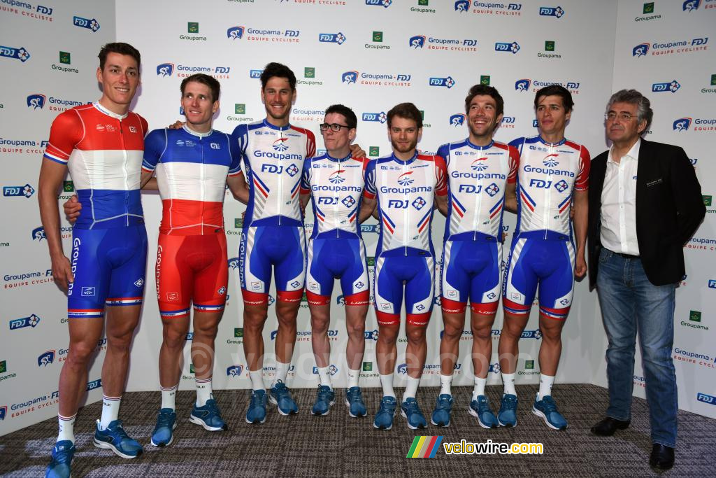 The men team Groupama FDJ 2 photographs velowire