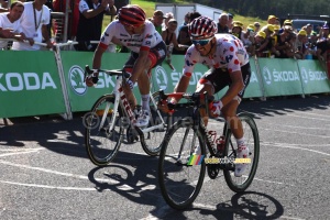 Julian Alaphilippe (Quick-Step) et Jasper Stuyven (Trek-Segafredo) font 2 et 3 (1214x)
