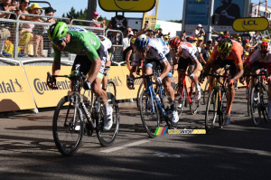 Peter Sagan remporte l'étape (856x)