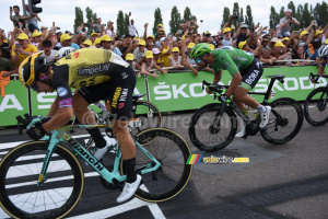Dylan Groenewegen (Jumbo-Visma) devance Peter Sagan (Bora-Hansgrohe) (770x)