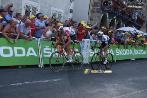 Tiesj Benoot (Lotto Soudal) & Daryl Impey (Mitchelton-Scott) (2) (934x)