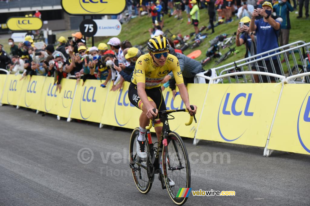 Tadej Pogacar (UAE Team Emirates), winnaar op Luz Ardiden