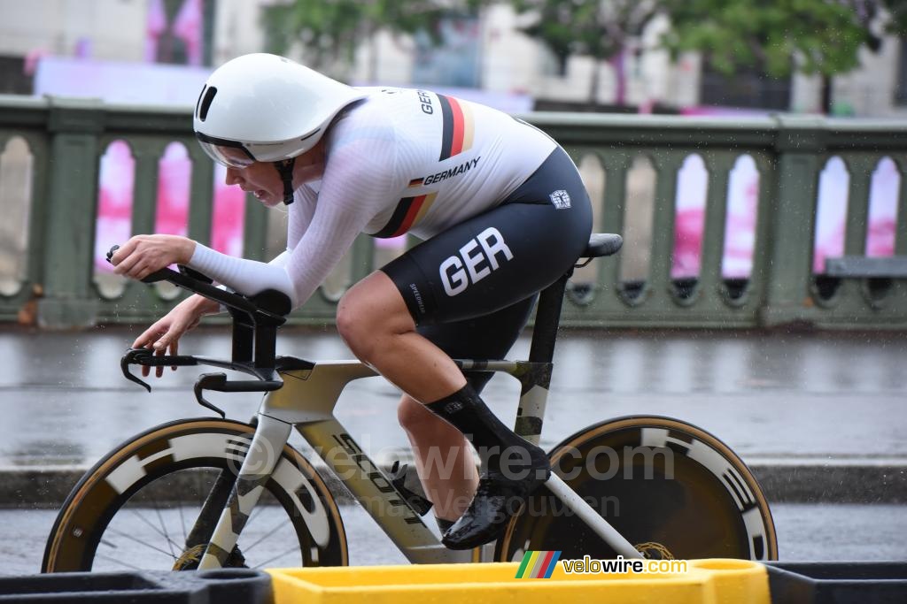 Mieke Kroeger (Allemagne) au retour (2)