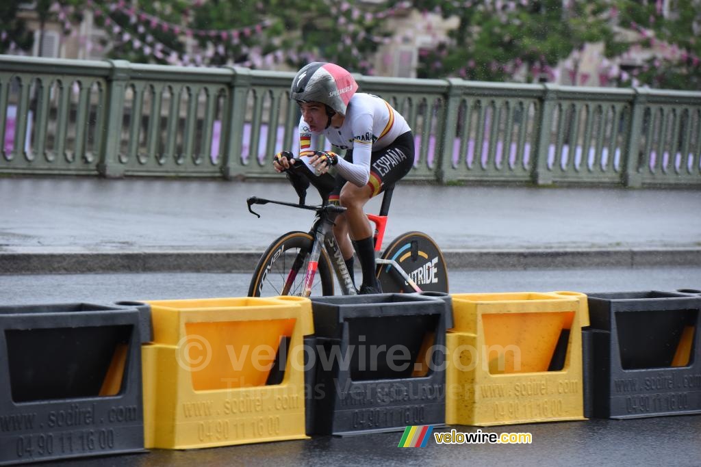 Mireia Benito Pellicer (Spanje) op de terugweg